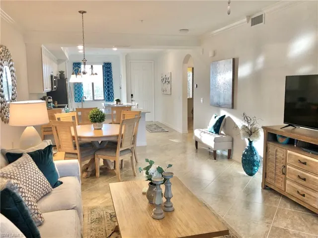 9596  Trevi  CT, Naples, FL 34113