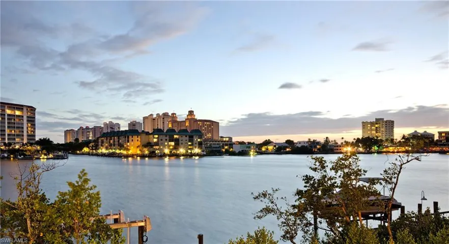 400 Flagship Dr 1206, Naples, Florida 34108