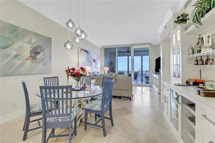 400 Flagship Dr 1206, Naples, Florida 34108