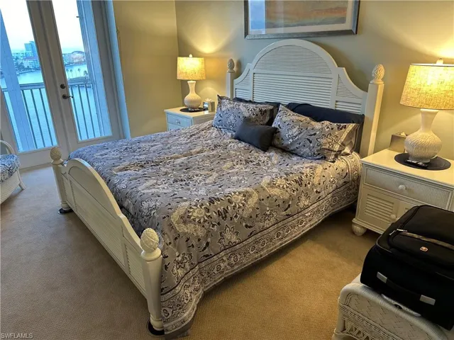 400 Flagship Dr 1206, Naples, Florida 34108