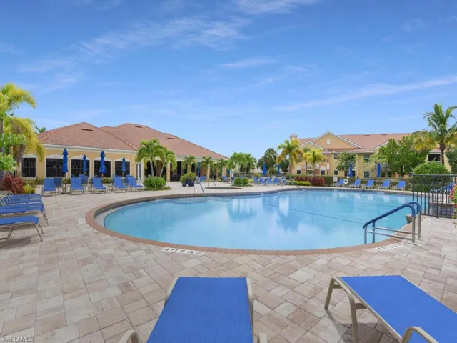Community pool