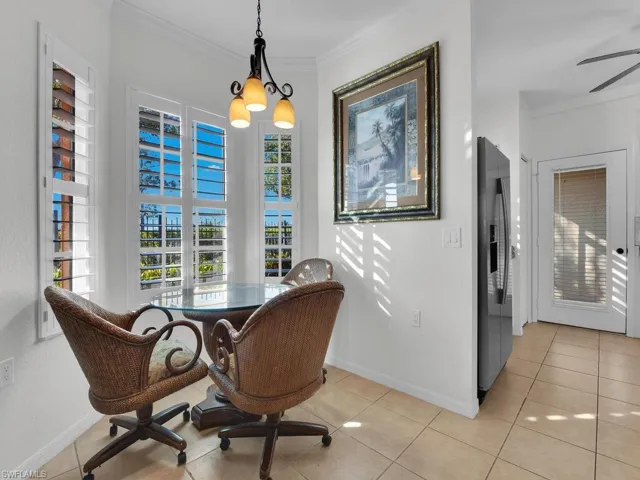 Dining nook