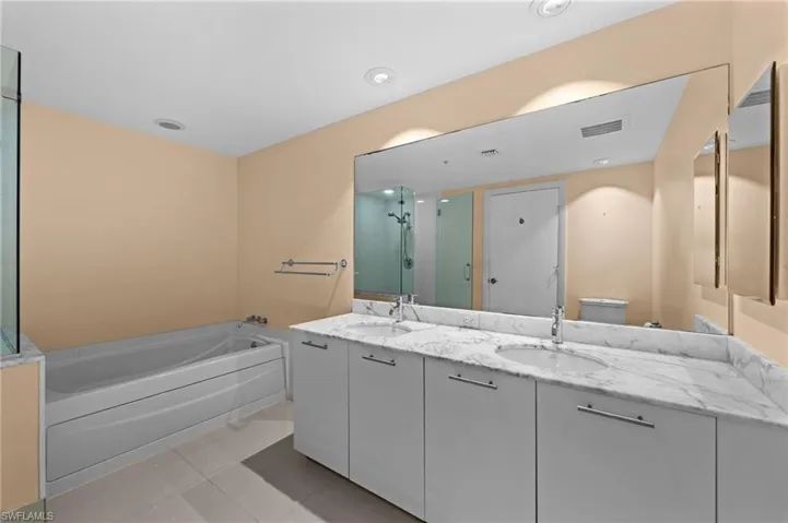 3000 Oasis Grand Blvd 1603, Fort Myers, Florida 33916