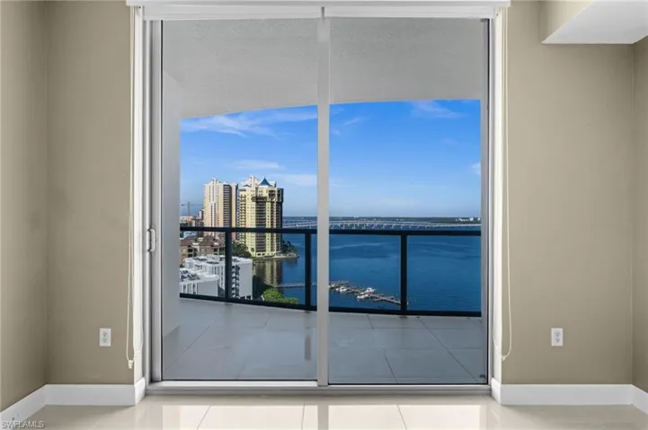 3000 Oasis Grand Blvd 1603, Fort Myers, Florida 33916