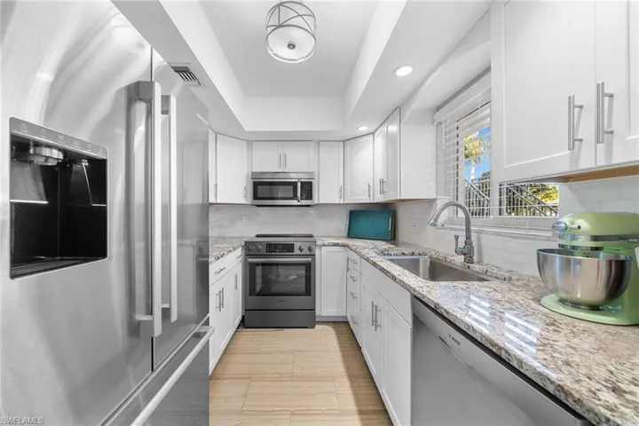 604 7th Ave S # 604, Naples, Florida 34102