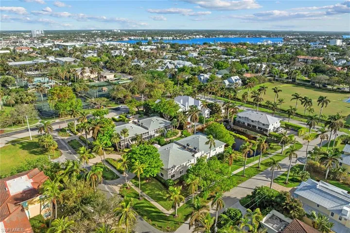604 7th Ave S # 604, Naples, Florida 34102