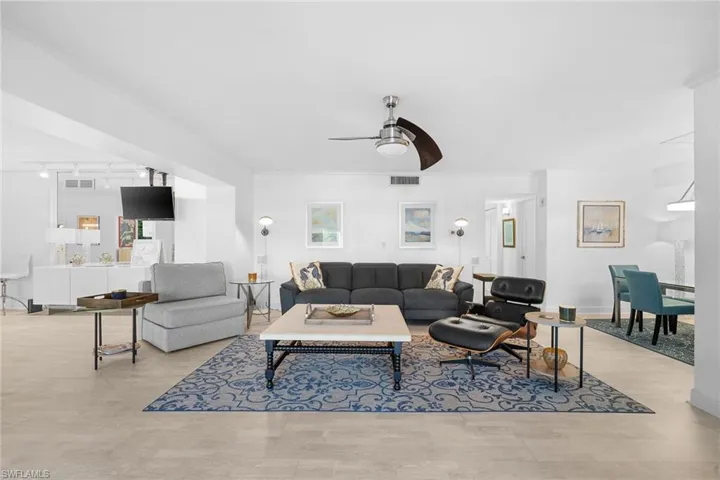 604 7th Ave S # 604, Naples, Florida 34102