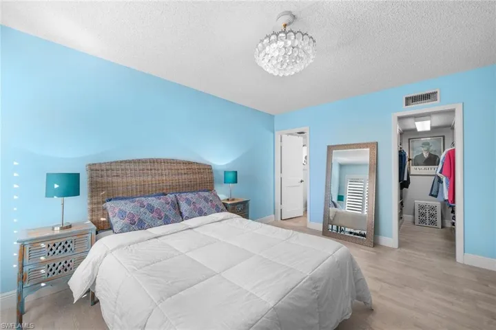 604 7th Ave S # 604, Naples, Florida 34102