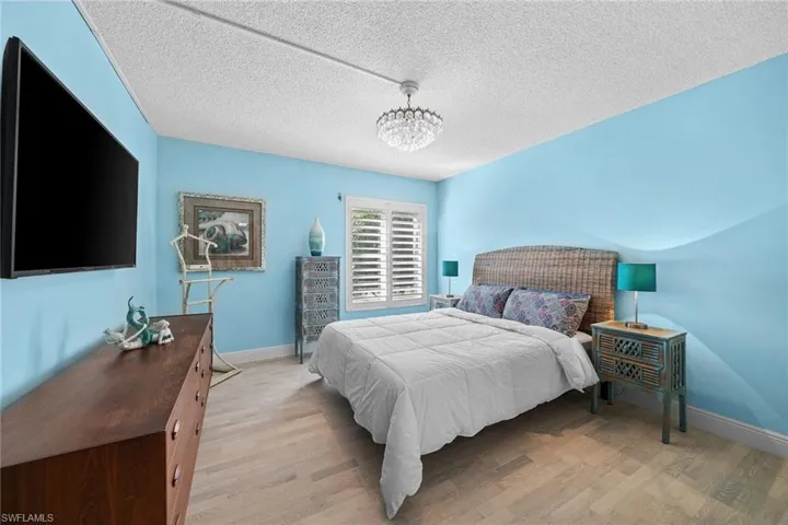 604 7th Ave S # 604, Naples, Florida 34102