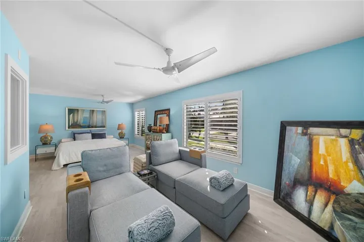 604 7th Ave S # 604, Naples, Florida 34102