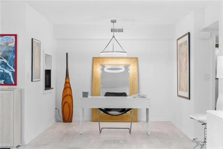 604 7th Ave S # 604, Naples, Florida 34102