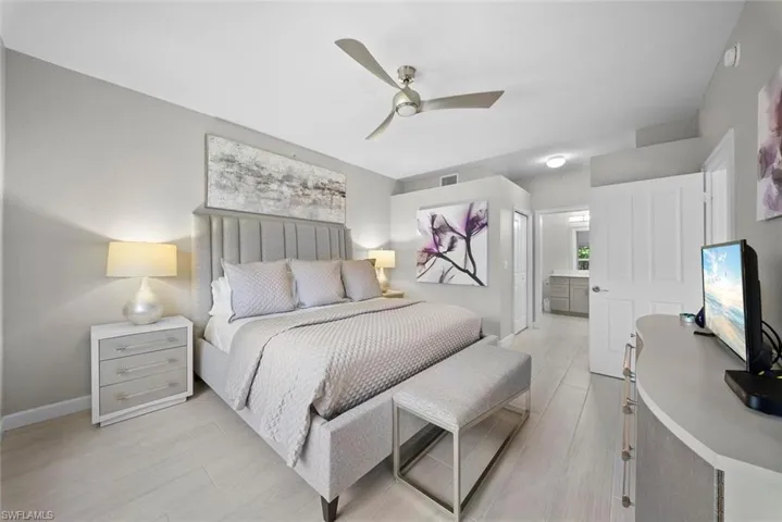 8641  Piazza Del Lago  CIR, Estero, FL 33928