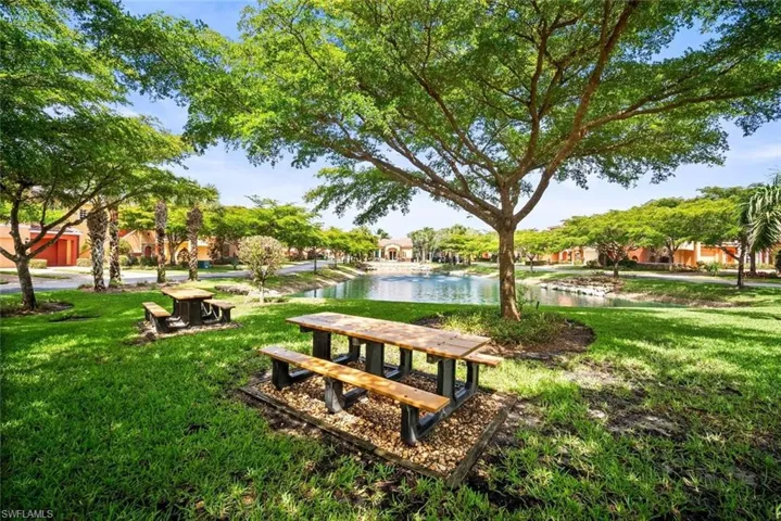 8641  Piazza Del Lago  CIR, Estero, FL 33928