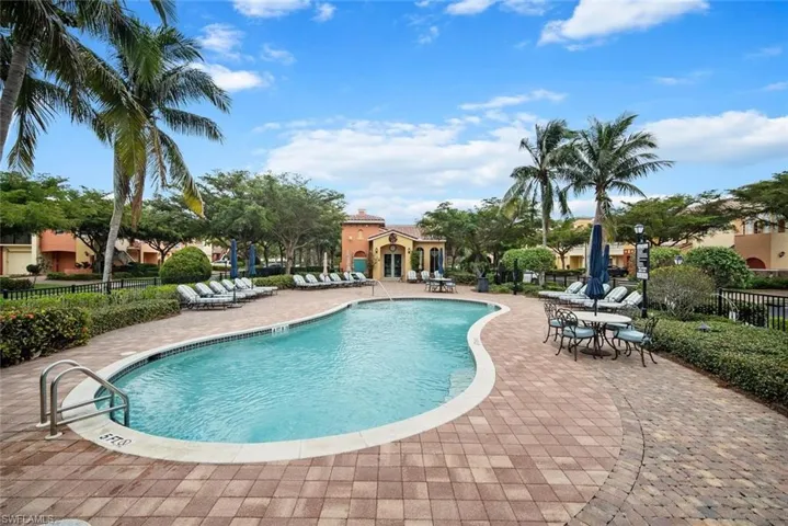 8641  Piazza Del Lago  CIR, Estero, FL 33928