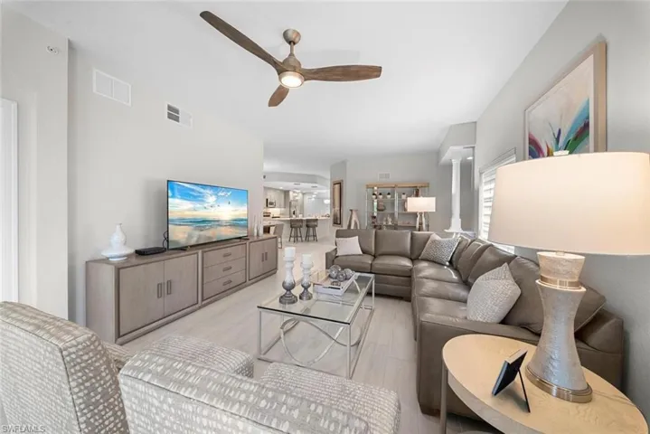 8641  Piazza Del Lago  CIR, Estero, FL 33928