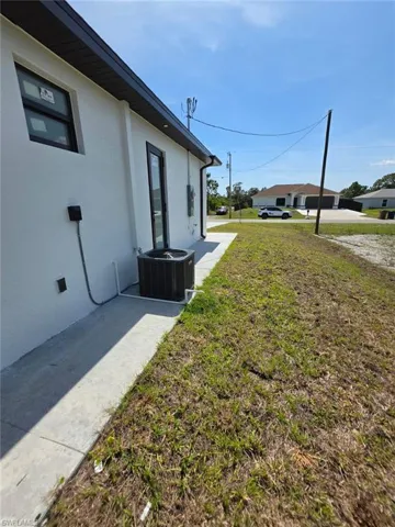 779 Cashmere Ave, Lehigh Acres, Florida 33974