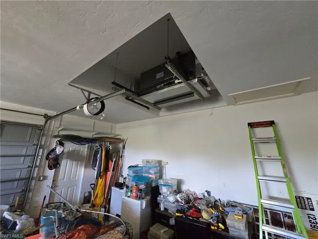 Air Conditioning Unit in Garage!