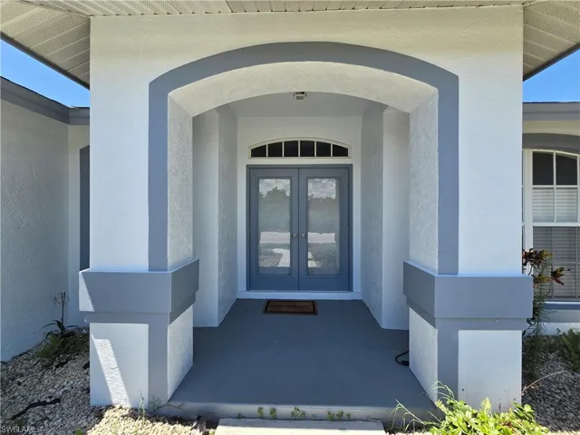 Grand Covered Entry!