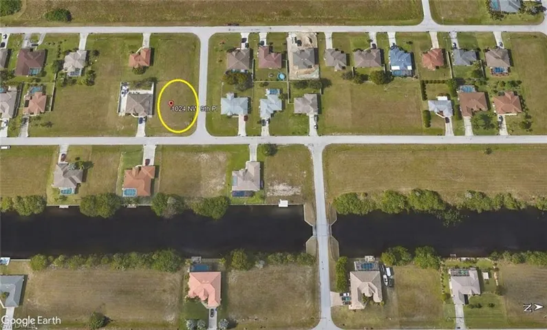 Quick access to all the amenities of the Pine Island Corridor -- shopping, restaurants, entertainment.