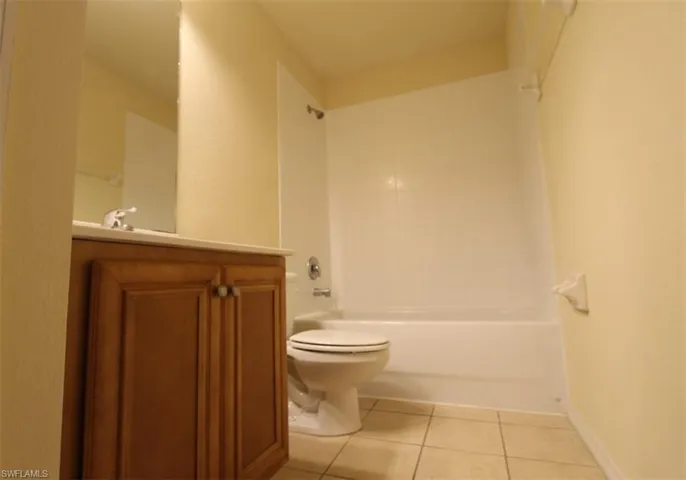 9051 Gervais Cir 1503, Naples, Florida 34120