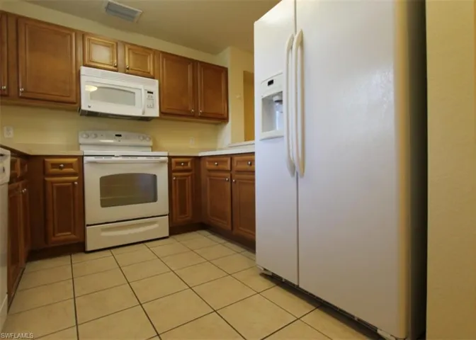 9051 Gervais Cir 1503, Naples, Florida 34120