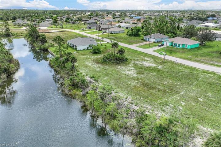 1403 NE 44th  ST, CAPE CORAL, FL 33909