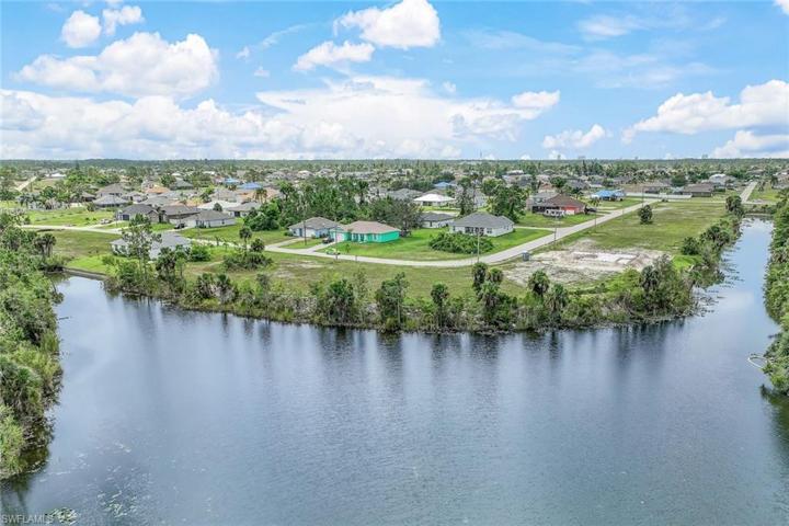 1403 NE 44th  ST, CAPE CORAL, FL 33909