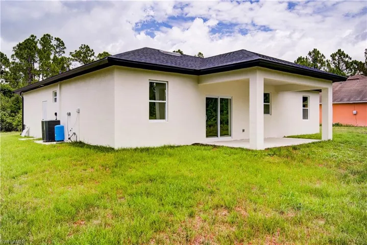 1020 Carroll St E, Lehigh Acres, Florida 33974