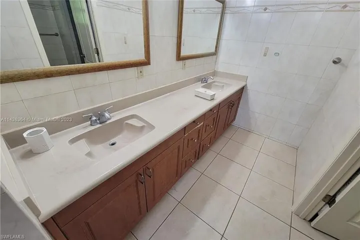 15900 SW 197th  AVE, Miami, FL 33187