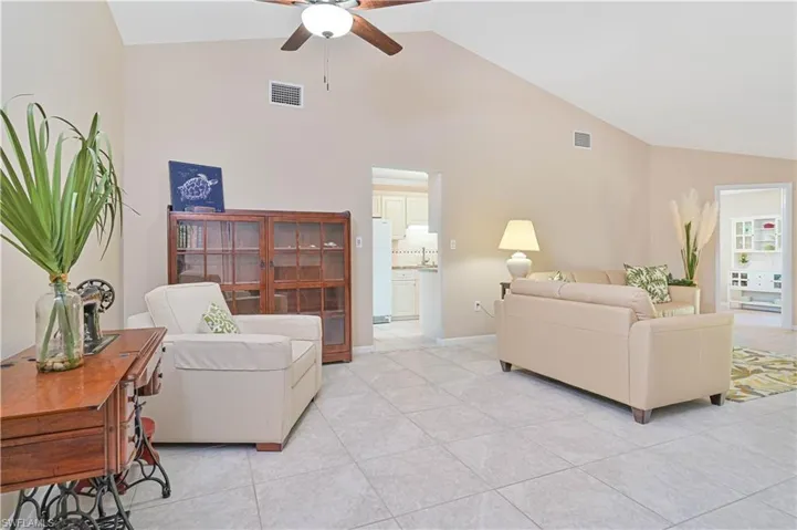 13133 Tall Pine Cir, Fort Myers, Florida 33907