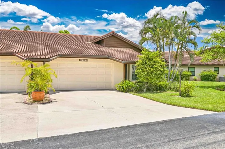 13133 Tall Pine Cir, Fort Myers, Florida 33907