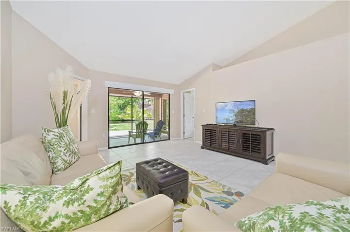 13133 Tall Pine Cir, Fort Myers, Florida 33907