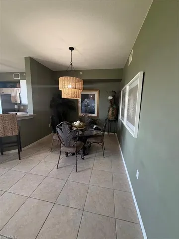Dining area off kitchen