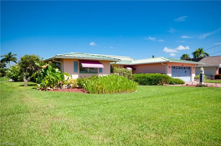 3332 Se 19th Ave, Cape Coral, Florida 33904