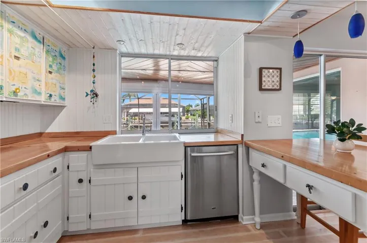 3332 Se 19th Ave, Cape Coral, Florida 33904