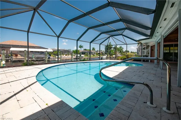 3332 Se 19th Ave, Cape Coral, Florida 33904