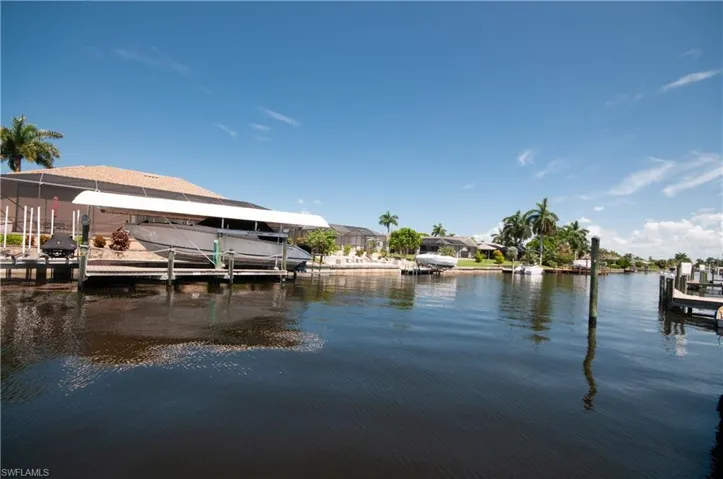 3332 Se 19th Ave, Cape Coral, Florida 33904