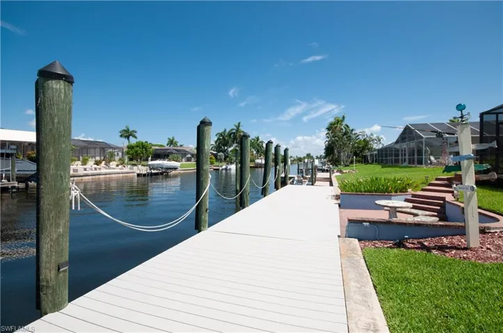 3332 Se 19th Ave, Cape Coral, Florida 33904