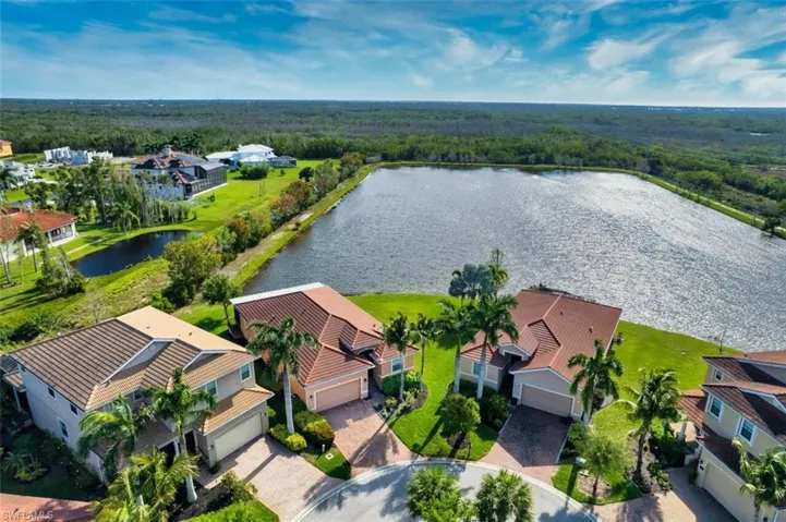 8004  Banyan Breeze  WAY, Fort Myers, FL 33908