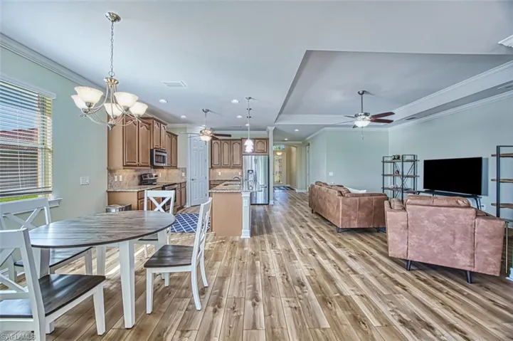 8004  Banyan Breeze  WAY, Fort Myers, FL 33908