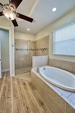 8004  Banyan Breeze  WAY, Fort Myers, FL 33908