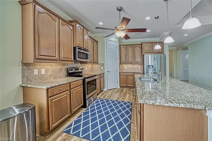 8004  Banyan Breeze  WAY, Fort Myers, FL 33908