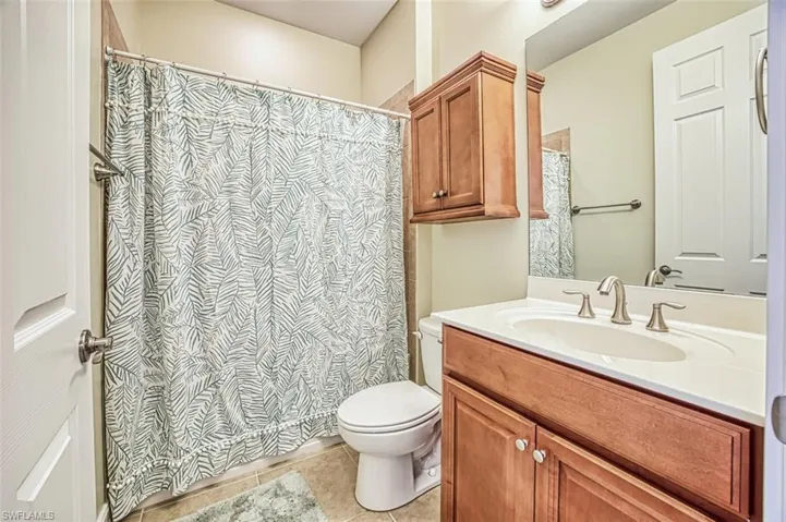 8004  Banyan Breeze  WAY, Fort Myers, FL 33908