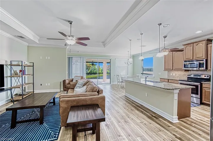8004  Banyan Breeze  WAY, Fort Myers, FL 33908