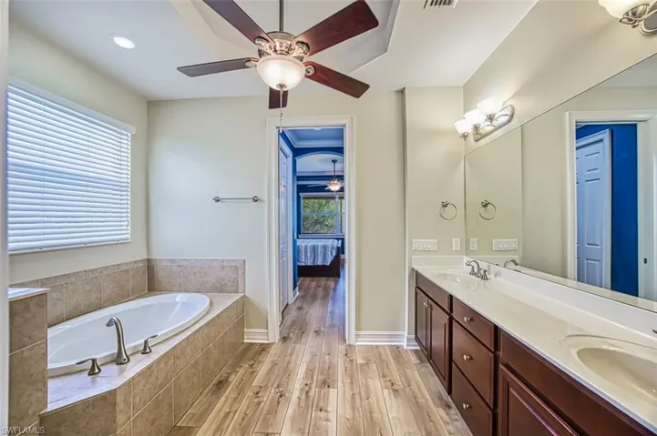8004  Banyan Breeze  WAY, Fort Myers, FL 33908