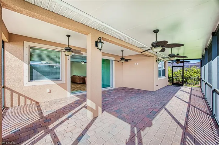 8004  Banyan Breeze  WAY, Fort Myers, FL 33908
