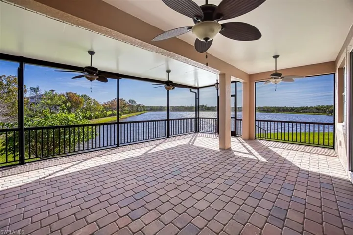 8004  Banyan Breeze  WAY, Fort Myers, FL 33908