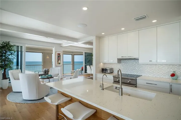 White kitchen