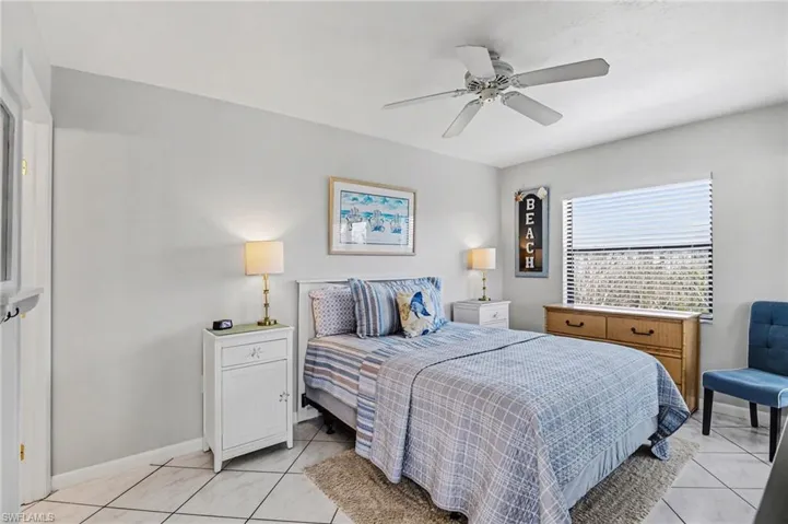 OWNER'S SUITE BATH AND WALK-IN CLOSET ARE TO RIGHT