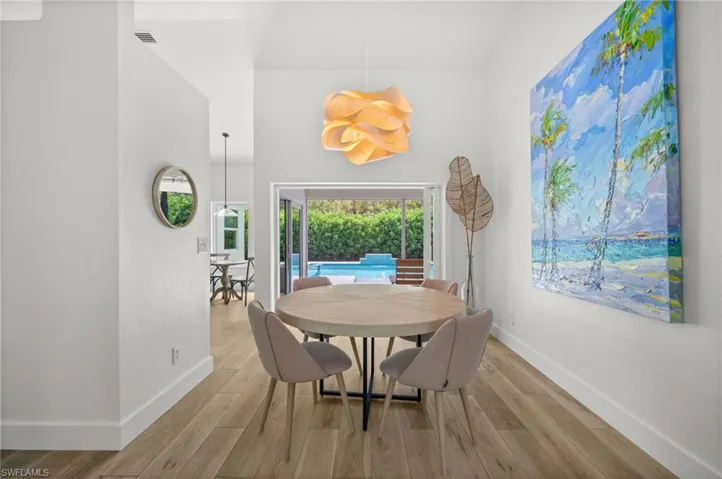 2476 River Reach Dr, Naples, Florida 34104